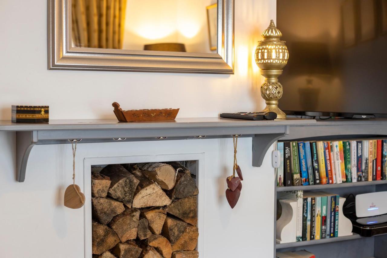 Villa Cozy Nook A Cosy 2-Bed House In Oakham Rutland Esterno foto